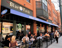 042409ArmorySquareJB02
The Blue Tusk restaurant in Armory Square attracts a lunch crowd to its outdoor patio on Friday, April 24, 2009. Joe Blum / The Post-Standard